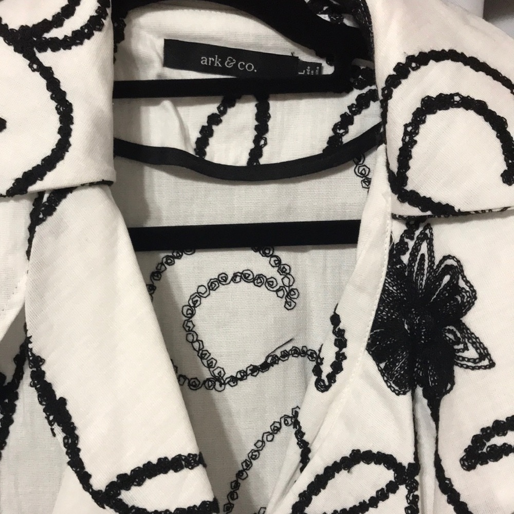 Linen jacket - Picture 2 of 3